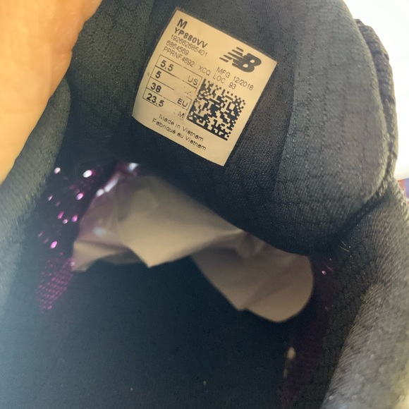 New Balance Girl’s 880v9 Voltage Violet YP880VV Sz 5.5 - Picture 5 of 6